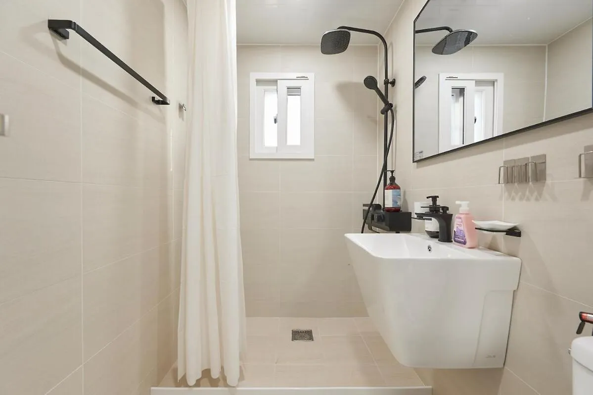 Newly Built, Quiet 2Br, 10Min Walk To Seoul Stn Apartment 0*,  South Korea